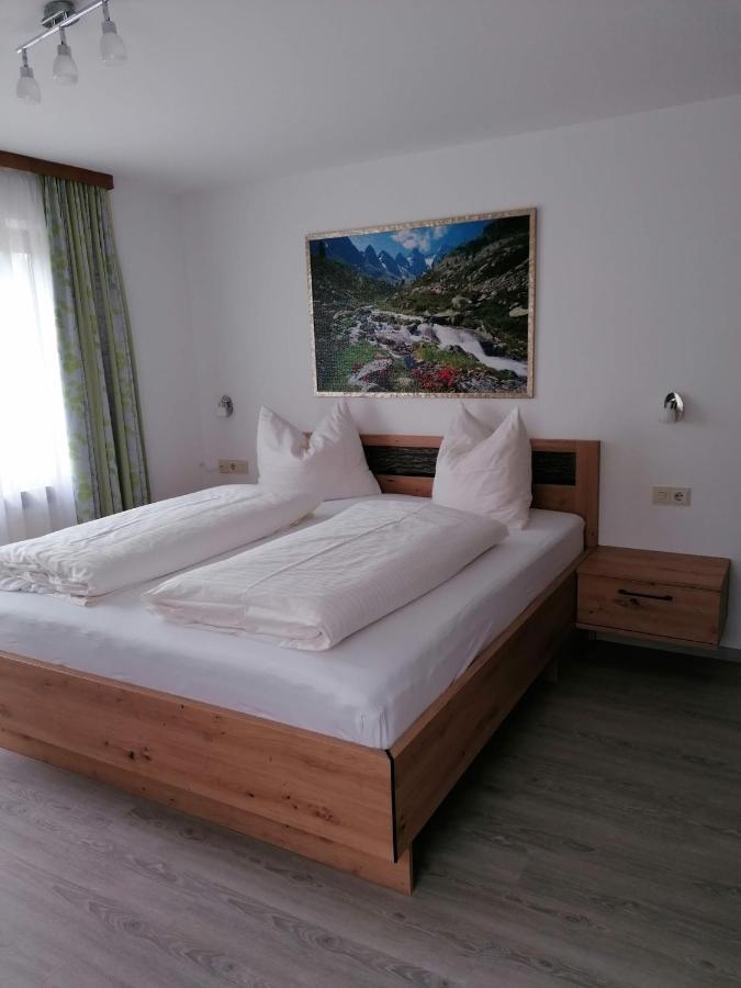Haus Bergkranz Bed and Breakfast Lermoos Exteriör bild