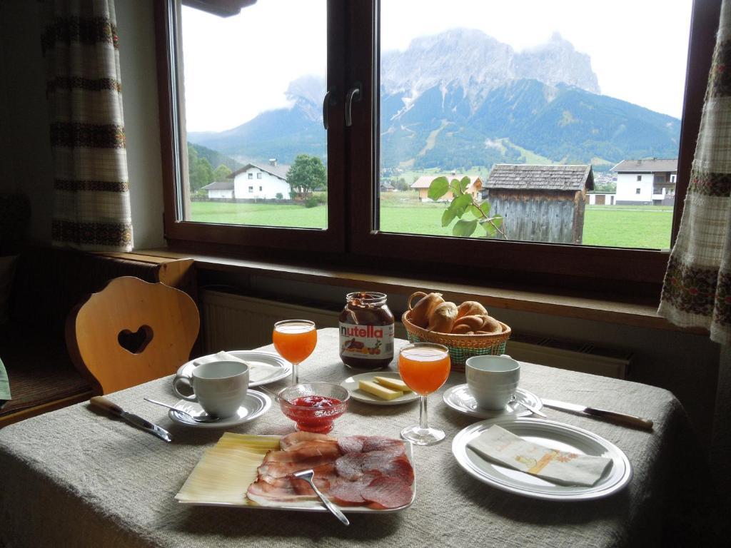 Haus Bergkranz Bed and Breakfast Lermoos Exteriör bild